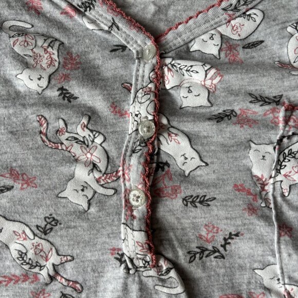 Carisma Long Sleeved Nightshirt with cats - Picture 7 of 10